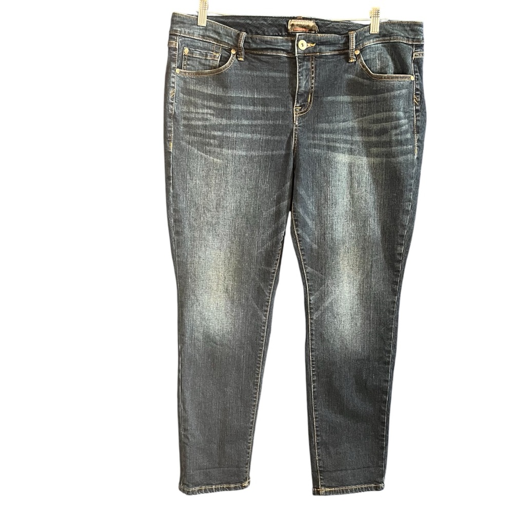 Torrid Women's Blue Jeans Size 16R